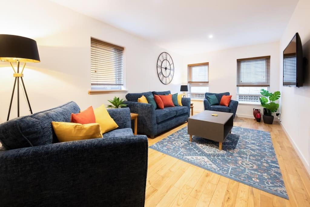 Modern City Centre Apartment In Ίνβερνες Εξωτερικό φωτογραφία