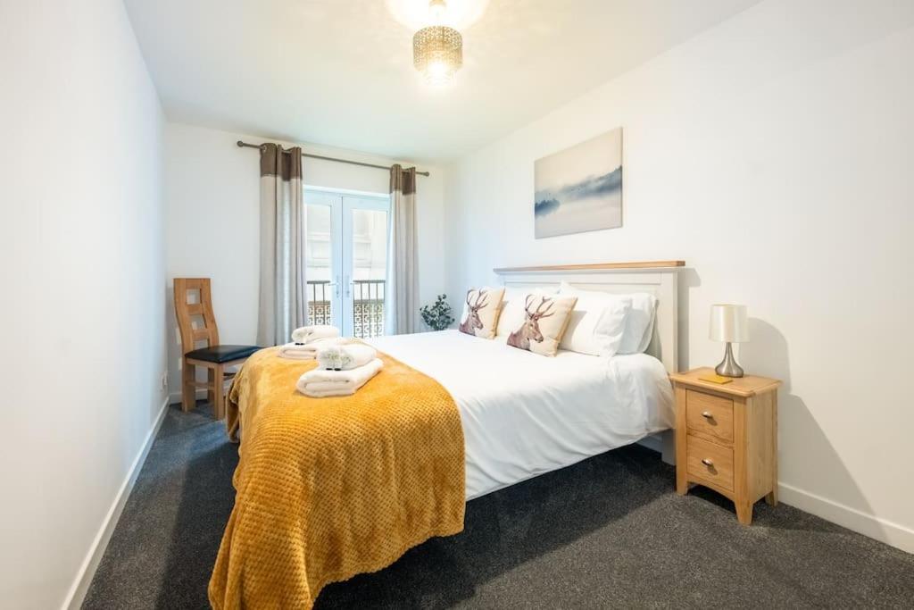 Modern City Centre Apartment In Ίνβερνες Εξωτερικό φωτογραφία